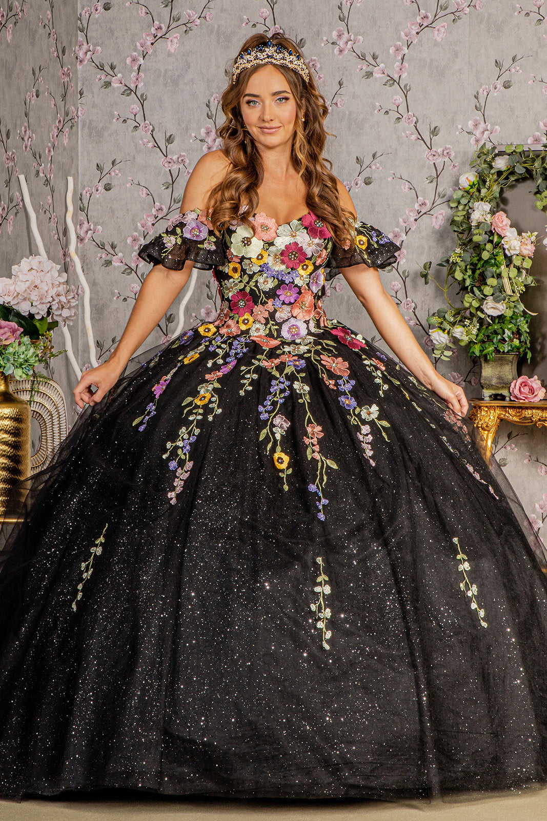 quinceanera dresses with short sleeves Amazon.com: Snow Lotus Women's Sweetheart Neck Lace Applique Quinceanera Dress with Short Sleeves Ball Gowns Tulle Light Champagne : Clothing, Shoes & Jewelry