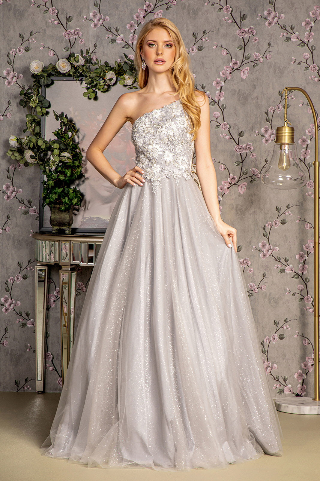 Color - Silver Dresses General / 12/22/2024 Tagged "prom" Abigail's Boutique & Alterations Corp Color - Silver Dresses General / 12/22/2024 Tagged "prom" Abigail's Boutique & Alterations Corp